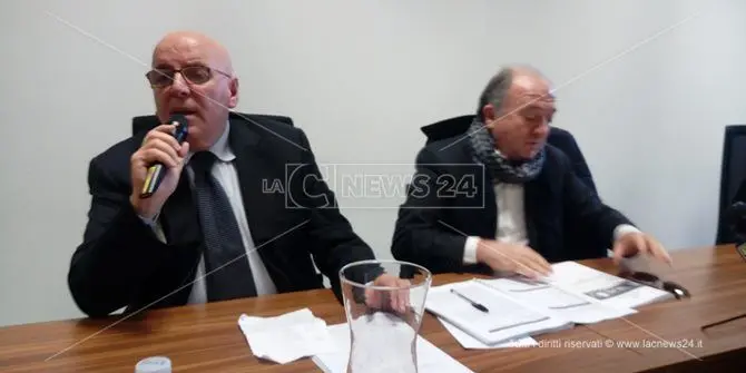 Sanità, le “catene” di Oliverio si allentano: convocato dal ministro Lorenzin