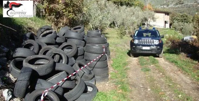Catanzaro, sequestrato un deposito abusivo di pneumatici