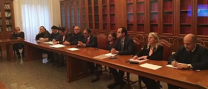 Catanzaro, emergenza idrica: riunione in Prefettura