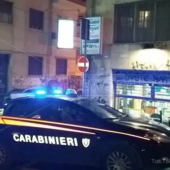 Minaccia la titolare con un taglierino, rapina in una tabaccheria di Cosenza