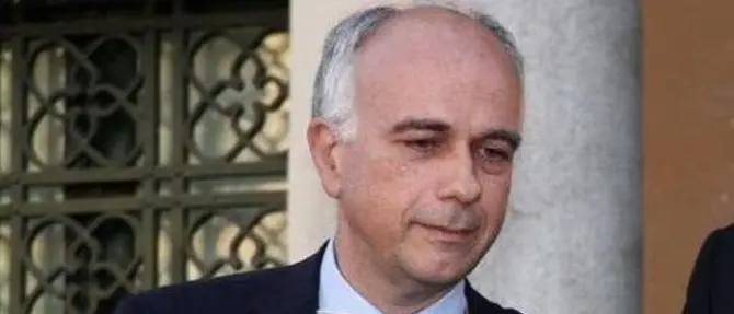 Cause di favore per amici imprenditori, arrestato magistrato in servizio a Reggio