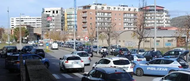 Cosenza, furto d'auto sventato dalla polizia