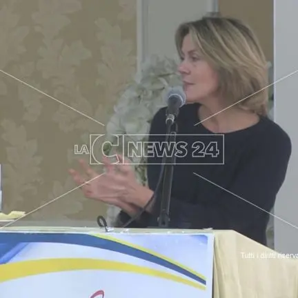 Sanità, Beatrice Lorenzin a Rossano: «Su commissariamento deciderà il Consiglio dei Ministri» (VIDEO)