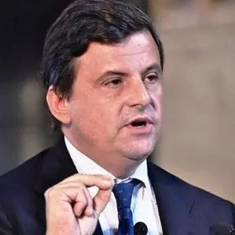 Il ministro Calenda stoppa le polemiche: «Con il governatore Oliverio ci siamo chiariti»