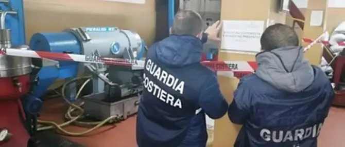 Albidona, acque nere nel canale: sigilli ad un frantoio