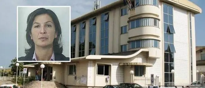 Vibo, usò la cassa della Provincia per “regalare” 1,3 milioni di euro ai familiari. Ora dovrà restituire tutto