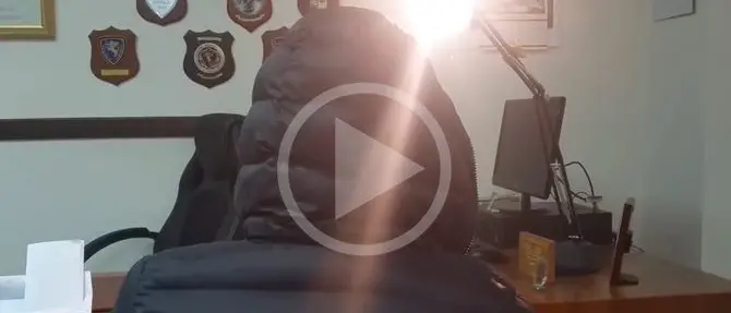 Presa a pugni in strada, parla la 16enne: «Ho paura ad uscire di casa» (VIDEO)