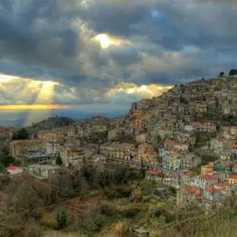 Emergenza idrica, l’appello disperato del sindaco di Tiriolo: «Non so che fare, la politica dov'è?»