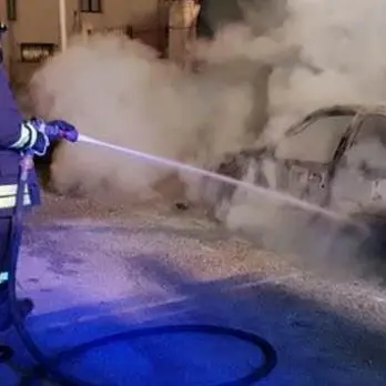 Incendio in appartamento a Reggio, intervengono i vigili del fuoco