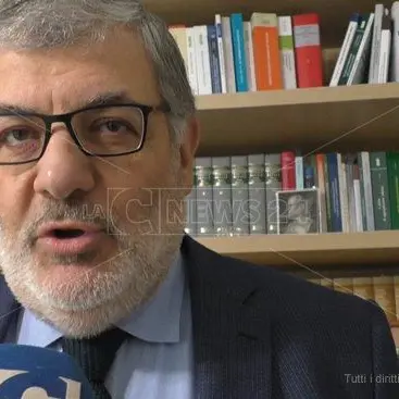 Lamezia, dimissioni Falvo comitato 4 gennaio: «Inaccettabile il silenzio sullo scioglimento»