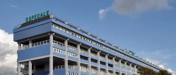 Lamezia, morta anziana colpita da aviaria. Altri i casi al Giovanni Paolo II