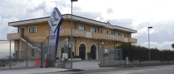 Lamezia, chiusa la casa funeraria Croce Rosa Putrino (VIDEO)