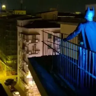 Crotone ha un nuovo difensore della legge: Batman
