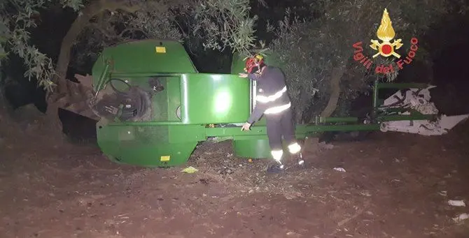 Maida, si ribalta con il trattore: muore giovane lametino