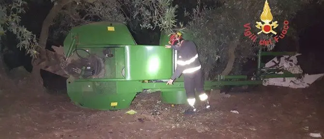 Maida, si ribalta con il trattore: muore giovane lametino