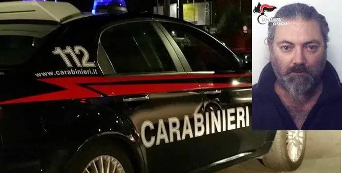 Taverna, insulti e minacce nei confronti dei genitori: arrestato