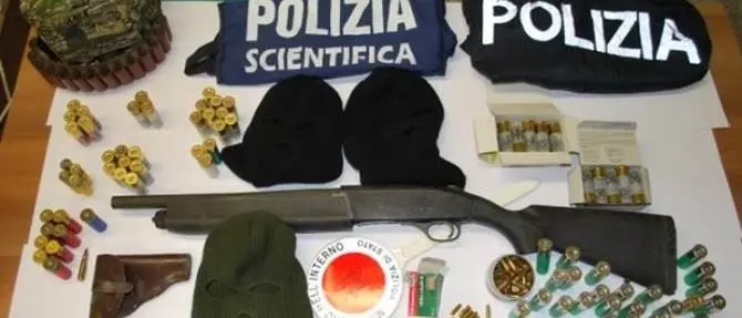 Fucile in un sottotetto a Gerocarne, in manette una 52enne