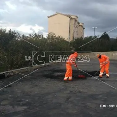 Reggio Calabria, sotto auto incendiata rinvenuto cadavere carbonizzato (NOME)