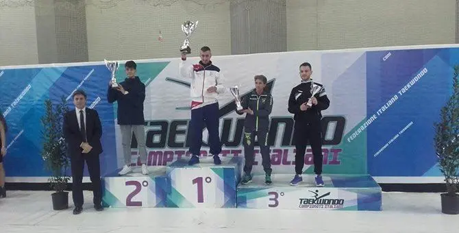 Catanzaro, la Vigilfuoco si impone nel Taekwondo ai campionati nazionali