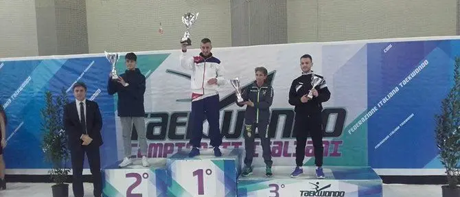 Catanzaro, la Vigilfuoco si impone nel Taekwondo ai campionati nazionali