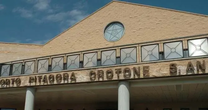 Aeroporto di Crotone, riunito tavolo tecnico