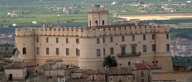 Corigliano: al Castello ducale concerto per pianoforte a quattro mani
