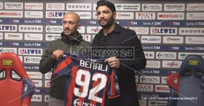 Nuovo rinforzo per il Crotone, presentato Benali