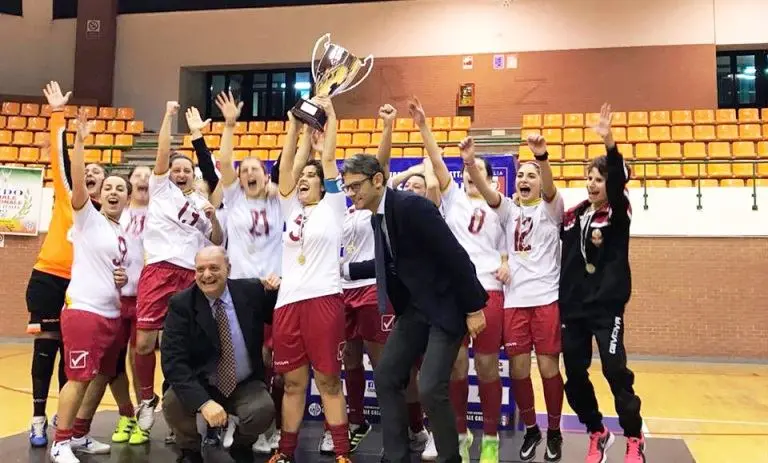 FUTSAL FEMMINILE | Al via il campionato calabrese, le ragazze dell’Eagles lanciano la sfida