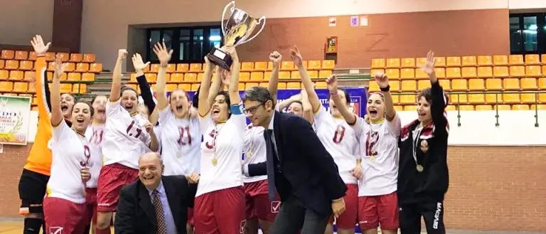 FUTSAL FEMMINILE | Al via il campionato calabrese, le ragazze dell’Eagles lanciano la sfida