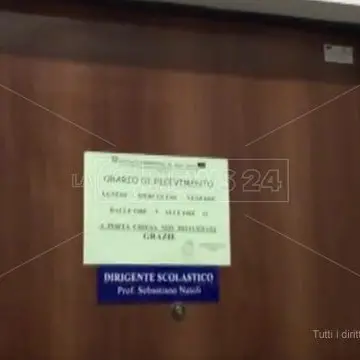 Pioggia di solidarietà per il preside aggredito, Bianco organizza una manifestazione