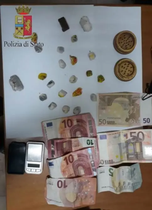 Corigliano, tre arresti per spaccio di stupefacenti