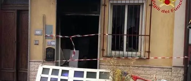 Bovalino, fuga di gas in appartamento: due feriti