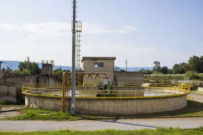 Lamezia, lavoratori del depuratore senza stipendio da mesi a causa dei comuni inadempienti