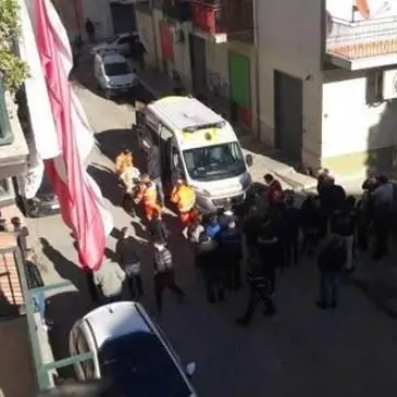 Sparatoria a Corigliano, anziano fermato dopo aver ferito figlio e nuora