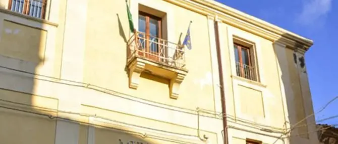 Tropea, dirigente comunale ferito a bastonate