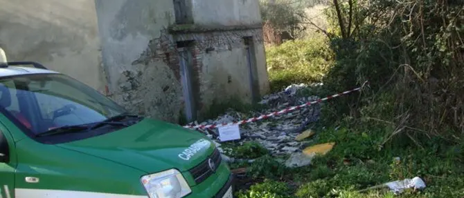 Smaltimento illecito di rifiuti, sigilli a un’azienda nel Vibonese