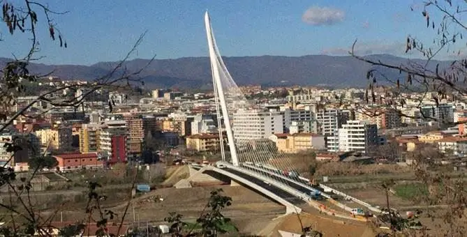 Verso l'inaugurazione di Calatrava, il ponte incrementerà il turismo urbano