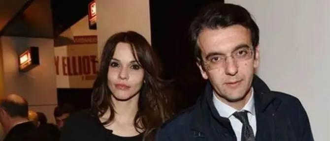Rinuncia alla candidatura per non sfidare il padre di sua figlia ed ex commissario del Pd calabrese
