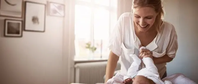Mamme respingete l’assalto di chi ha sempre un consiglio da darvi: le più qualificate siete voi
