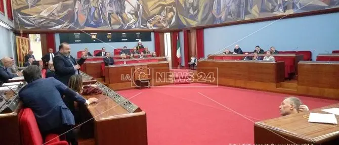 Catanzaro, convocato il Consiglio comunale