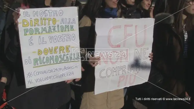 Unical, proteste per la mancata convalida dei crediti formativi universitari (VIDEO)