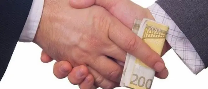 Elezioni, il monito dei vescovi: «Voto di scambio pericolo devastante»