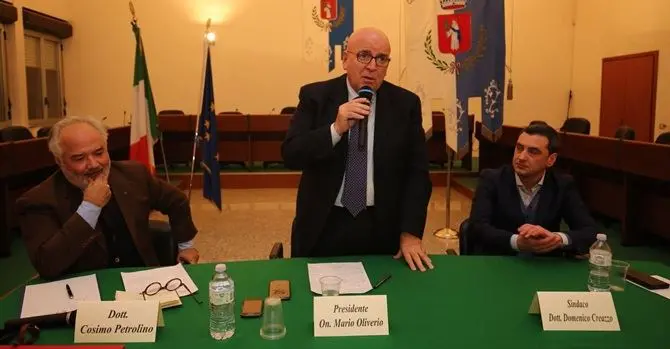 Turismo, occupazione e investimenti: Oliverio a Sant’Eufemia d’Aspromonte per “Cantiere Calabria”