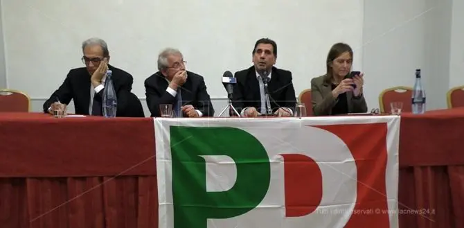 Il Pd presenta i suoi capilista. Magorno: «Abbiamo candidato le risorse migliori del partito»