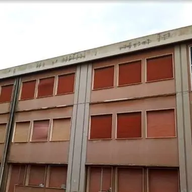 Chiusa da un decennio, 1 milione e 600 mila euro per la scuola Ibico a Reggio