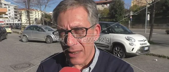 Dissidi con i colleghi: il primario attende il reintegro nell'Asp di Crotone