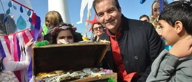 Cosenza, pioggia di coriandoli per Carneval'ART