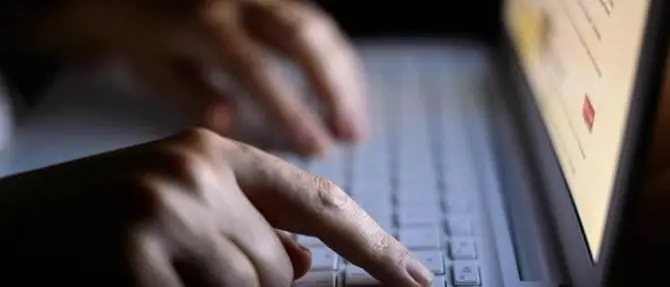 Pedopornografia: denunce e arresti per fotografie rubate a sorelle o ex fidanzate