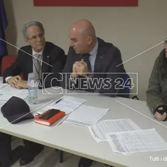 Una raccolta firme contro il fascismo da parte di Anpi, Cgil e Arci a Crotone