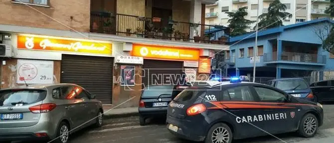 Massacro di Rende, i Ris cercano risposte nella villetta del delitto. In casa trovate due pistole